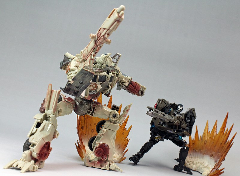EX_OPTIMUSPRIME_RusteVer_25.jpg